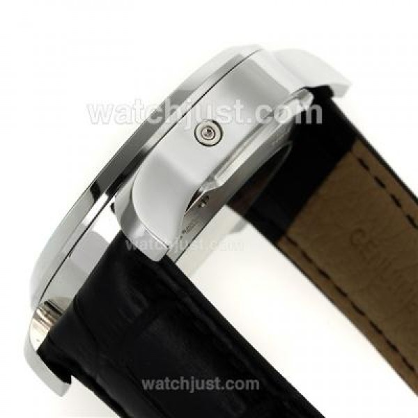 Jaeger-Lecoultre Master Control Automatic with Black Dial-Leather Strap
