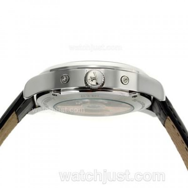 Jaeger-Lecoultre Master Control Automatic with Black Dial-Leather Strap
