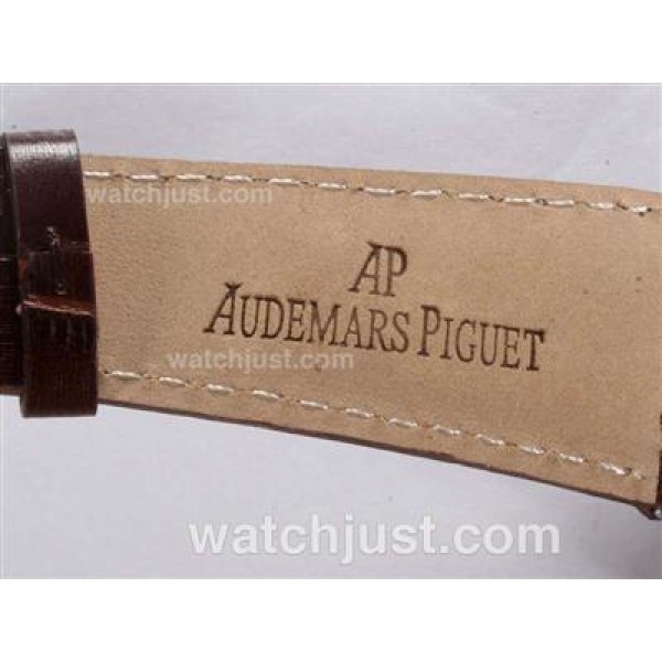 Audemars Piguet Royal Oak Limited Edition Swiss Valjoux 7750 Movement with White Dial