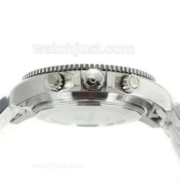 Breitling Super Ocean Working Chronograph Black Bezel with Black Dial S/S-Yellow Needles