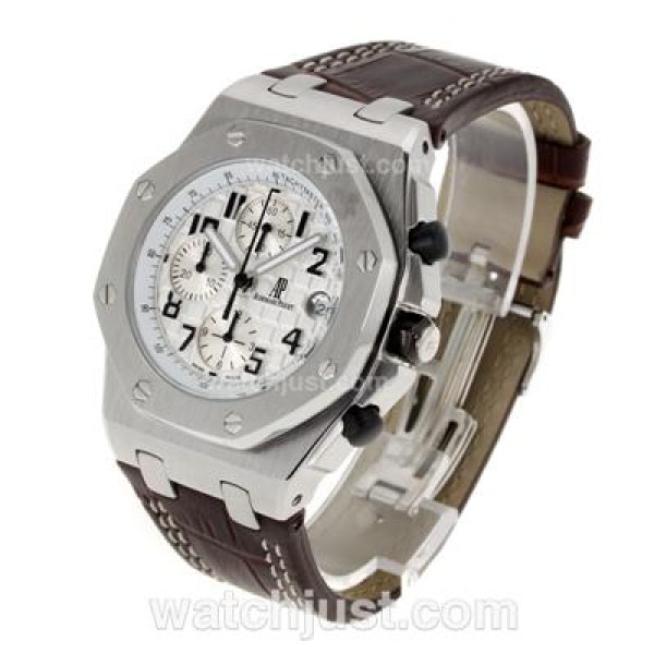 Audemars Piguet Royal Oak Offshore Working Chronograph with White Dial-Leather Strap