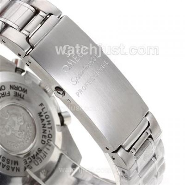 Omega Speedmaster Working Chronograph White Dial with Blue Marking
