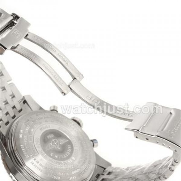 Breitling Navitimer World Swiss Valjoux 7750 Movement with White Dial