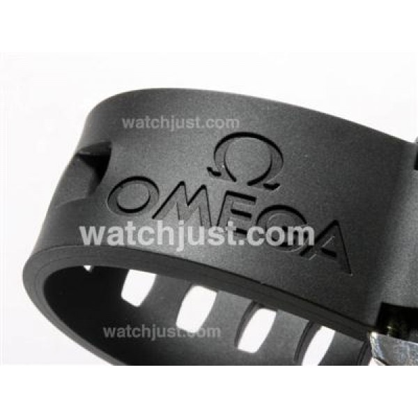 UK Best Quality Omega Seamaster Planet Ocean Replica Watches With Black Dials For Men