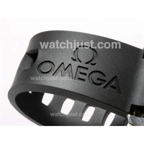 Omega Seamaster Planet Ocean Swiss ETA 2824 Movement with Rubber Strap