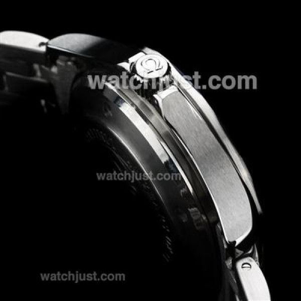 Omega Seamaster James Bond 007 40th Anniversary Edition Automatic With Dark Blue Dial S/S(Gift Box & Extra Strap Included)