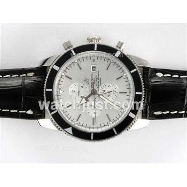 Breitling Super Ocean Automatic with White Dial and Black Bezel