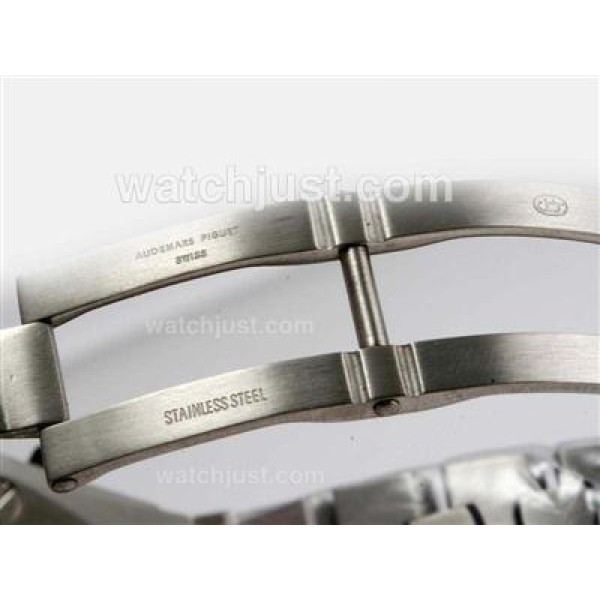 Audemars Piguet Royal Oak Chronograph Swiss Valjoux 7750 Movement with White Dial