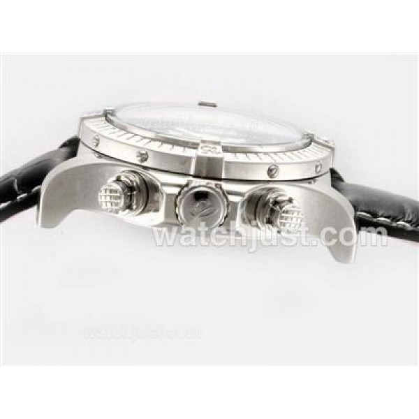 Breitling Skyland Avenger Automatic with Black Dial