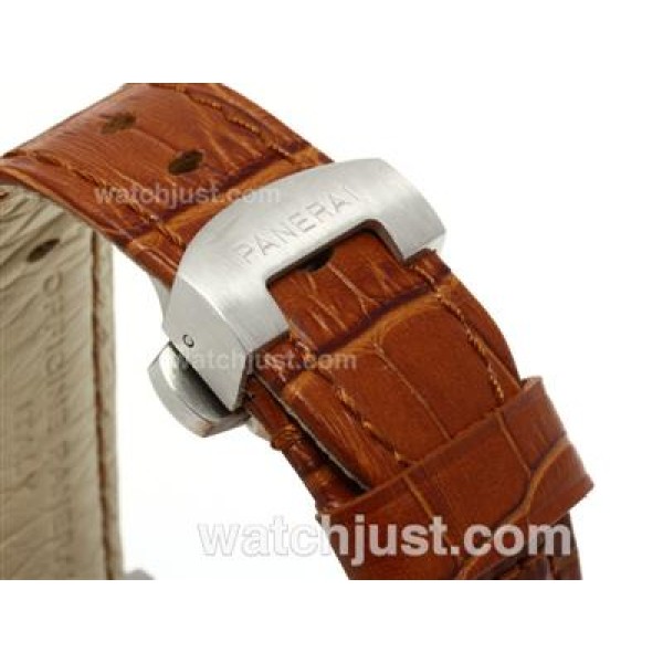 Panerai Luminor Daylight Working Chronograph with White Dial