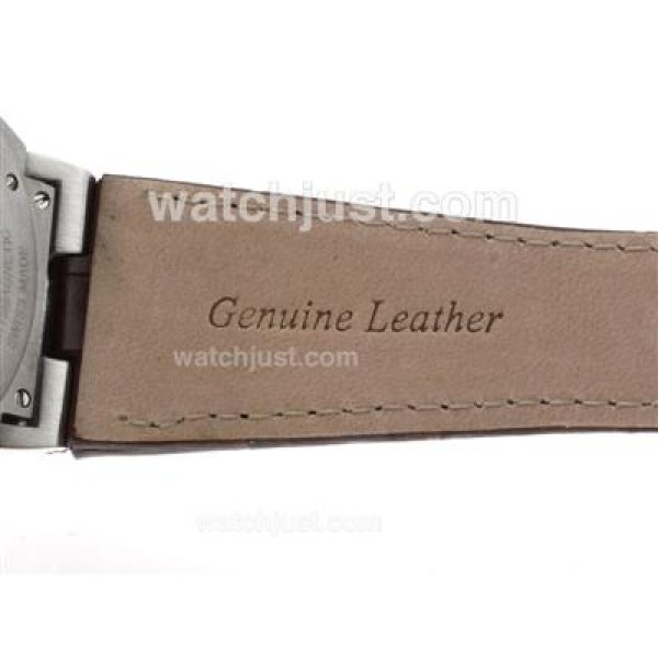 Vacheron Constantin Overseas Swiss ETA 2836 Movement with White Dial-Leather Strap-1:1 Version