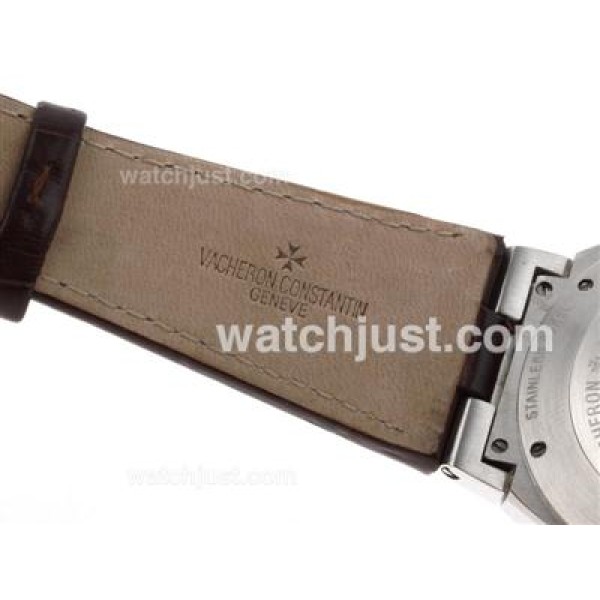 Vacheron Constantin Overseas Swiss ETA 2836 Movement with White Dial-Leather Strap-1:1 Version
