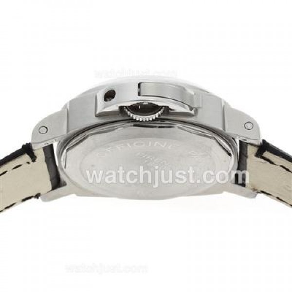 Panerai Luminor Working GMT Automatic with Black Dial-Leather Strap