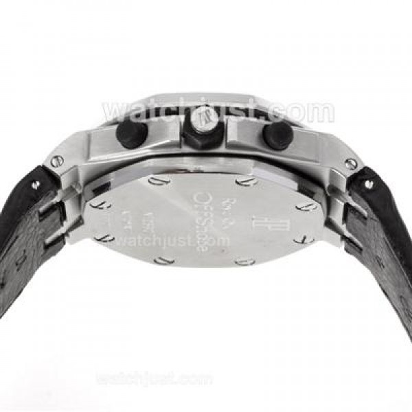 Audemars Piguet Royal Oak Offshore Working Chronograph with White Dial-Leather Strap