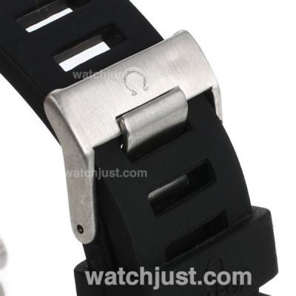 Omega Seamaster Planet Ocean Automatic with White Markers-Rubber Strap