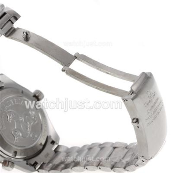 High Quality Omega Seamaster Planet Ocean Replica Watches With Black Dials For Sale
