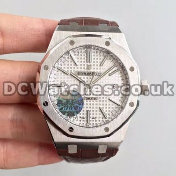 Graceful White Dials Audemars Piguet Royal Oak Copy Watches With Sturdy Steel Cases