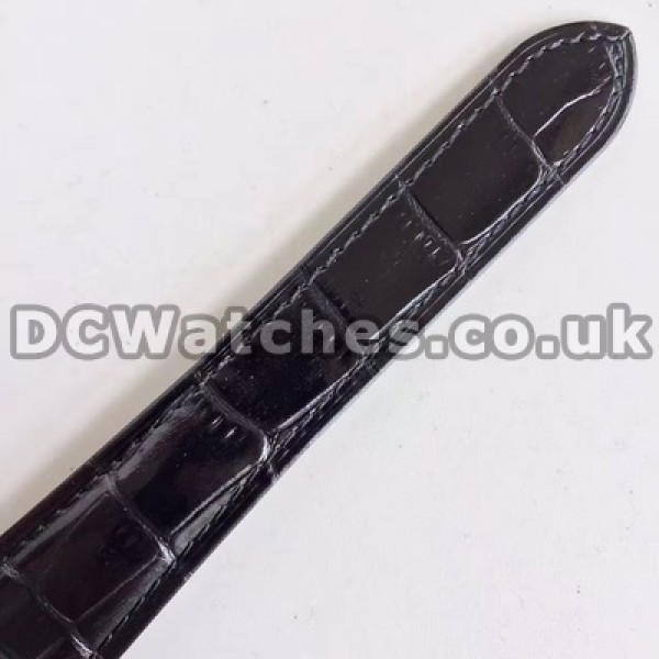 Accurate 42MM Black Dials Calibre De Cartier Fake Watches For Men With Automatic Movements